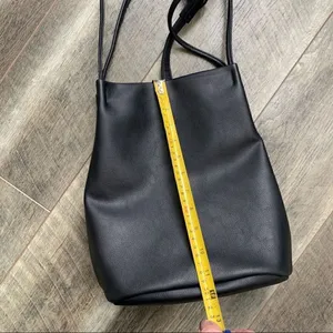 Lucky Brand Black Vegan Leather Tassel Tote Double Handle Bucket Bag thumbnail 13