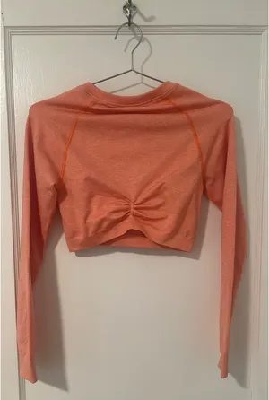 Gymshark Top Crop Long Sleeve thumbnail 2