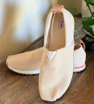 TOMS‎ Alpargata Resident Women 8 Peach Beige Knit Slip On Sneaker Minimalist thumbnail 1