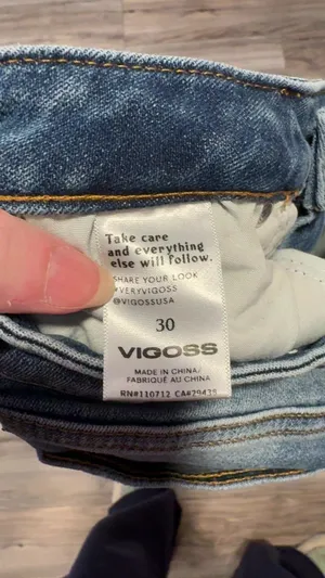 VIGOSS Essential Distressed Jeans thumbnail 5