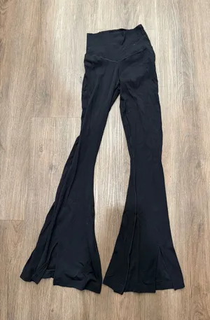 OFFLINE by Aerie Real Me Xtra Flare Leggings Black High Rise XS TP Yoga Pants thumbnail 1