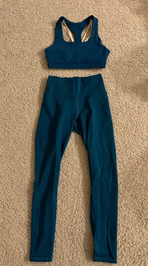 Fabletics Matching Set thumbnail 1