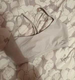 Sports Bra thumbnail 1