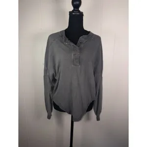 BDG Logan Oversized Cropped Long Sleeve Boxy Henley Top Gray S thumbnail 2