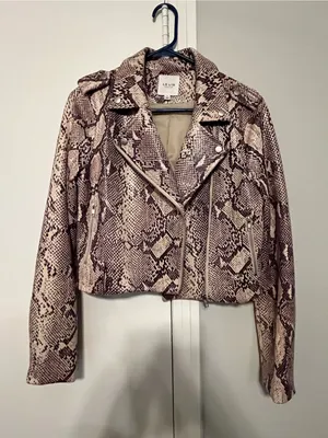 LE LIS Collection Snake Print Cropped Moto Biker Full Zip Jacket Beige S thumbnail 2