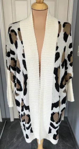 Animal Leopard Print Cozy Long Line Cardigan Sweater Soft Comfy‎ thumbnail 1