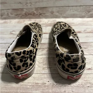 Vans Slip On Sneakers Women's Size 6 Leopard Animal Print Canvas Shoes Comfy thumbnail 5