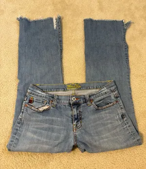 Miss Me Low Rise Jeans thumbnail 1