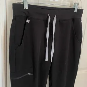 FIGS Jogger Style Technical Collection Scrub Pants in Black thumbnail 10