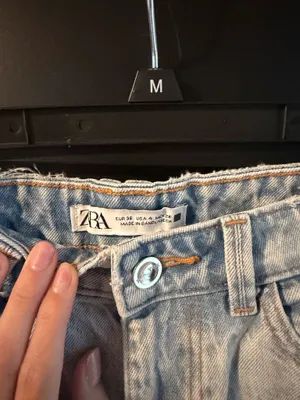 ZARA Jeans thumbnail 3