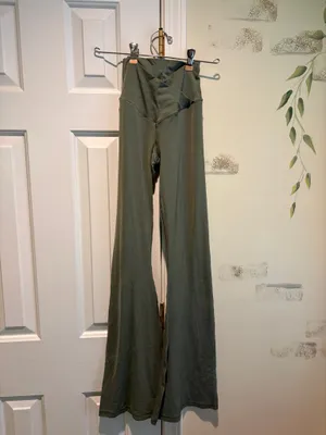 Aerie Offline Real Me Crossover Flare Leggings thumbnail 4