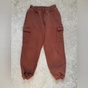 Oner Active All Day Cropped Hoodie and Cargo Joggers SET in Copper Brown Small thumbnail 3