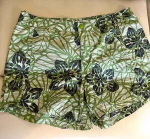 Women’s Columbia Shorts Green Size 8 thumbnail 1