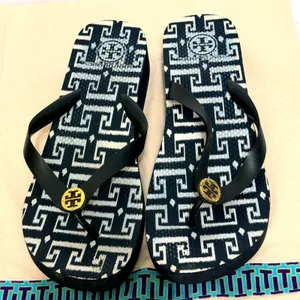 Tory Burch Rubber Printed Flip Flops Women's Size 9.5 Gold Logo Medallion thumbnail 3