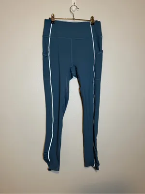 NWOT Free People Movement Women's You're A Peach Legging in Skyline $98 medium thumbnail 3