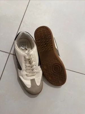 Dolce Vita Men's Cream, Taupe & Black Retro-Style Sneakers thumbnail 3