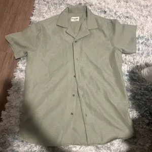 Men’s sage button up Green Size M thumbnail 2