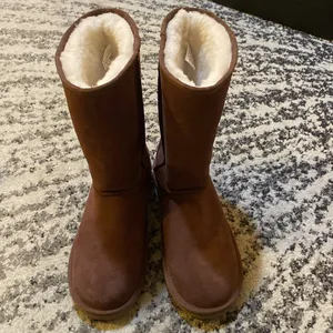 Koolaburra by UGG Classic Genuine Shearling & Faux Fur Line Boots size 8 thumbnail 2