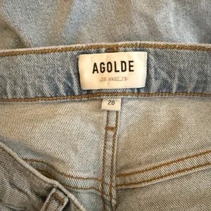 AGOLDE -‎ Merrell Mid Rise Straight thumbnail 6