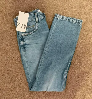 Jeans thumbnail 2