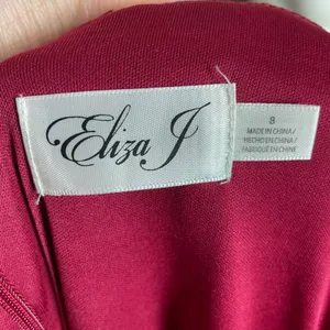 Eliza J Cocktail Dress Capelet Sleeve NWT Ruched‎ Sparkly Red Draped Back Size 8 thumbnail 11