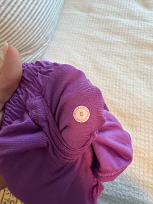 Lululemon Hotty Hot 2.5" Shorts thumbnail 4