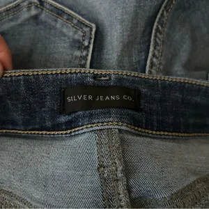 Silver Jeans Co Mid Rise Boot Cut Denim Blue‎ Jeans thumbnail 5