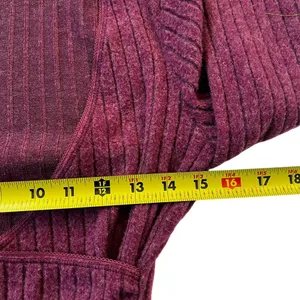 Out From Under Maroon Rib Wrap Crop Top Women Medium Size NWOT | 63-18 thumbnail 6