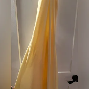 NWOT SHOW ME YOUR MUMU - Jasmine Halter Maxi Dress Pale Yellow size small thumbnail 7