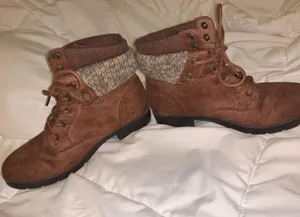 Brown Boots Size 5 thumbnail 4
