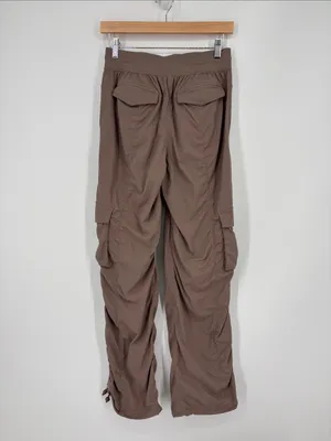 Lululemon Dance Studio Relaxed-Fit Mid-Rise Cargo Pant Women’s Size XS (4-6) thumbnail 8