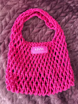 Small NYX Bright Pink Open thumbnail 1
