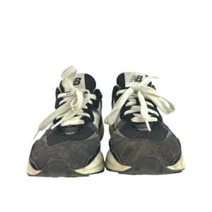 New Balance 57/40 Women's Black Gray Suede Lace Up Low Top Sneakers Shoes 8.5 thumbnail 2
