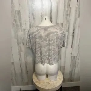 Shirt   thumbnail 3