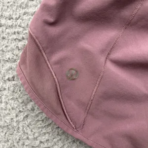 Lululemon Hotty Hot Shorts Low Rise 4" Figue Purple Athletic Athleisure Women 4 thumbnail 3