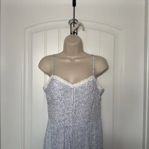 Trixxi Blue White Ditsy Floral Large Tiered Spaghetti Strap Dress Cottagecore thumbnail 6
