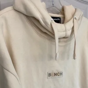 Bench Womens M Cream Cropped Pullover‎ Hoodie Sweatshirt Embroidered Logo thumbnail 7