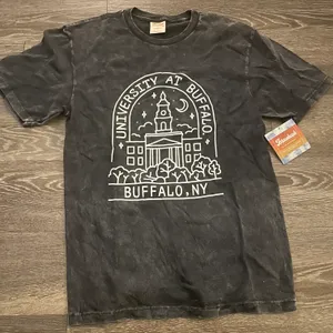 Buffalo NWT University at Short Sleeve T-Shirt. Size Medium thumbnail 2