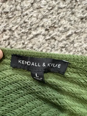 Kendall + Kylie Top thumbnail 2
