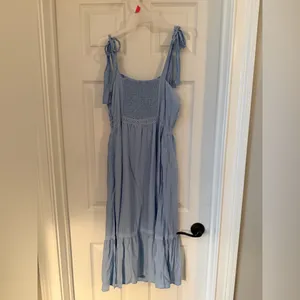 Gilli Blue Midi Dress Size M thumbnail 3