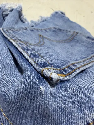 Levi’s Classic cut off Blue Denim Women's Shorts 28 thumbnail 11