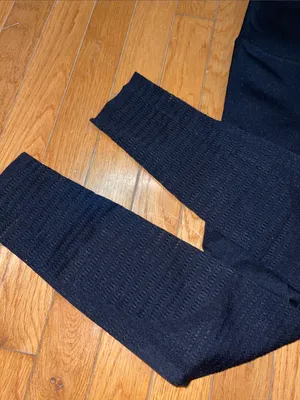 Fabletics Black Cut thumbnail 4