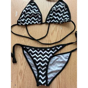 B4 New Womens Zigzag Print 2pc String Bikini Black white size Xs/Small thumbnail 2