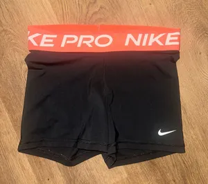 Nike Pro Shorts thumbnail 1