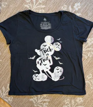 Disney Black Short-Sleeve 'Trick or Treat' Mickey Graphic Tee thumbnail 1