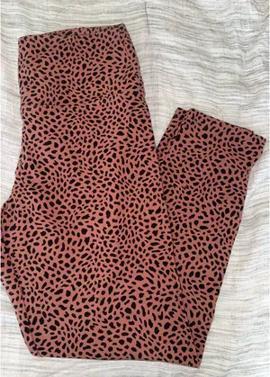 Victoria's Secret PINK Cheetah Leggings Yoga thumbnail 1