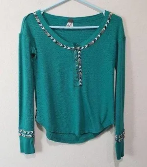 We The Free Chevron Embroidered Thermal Scoopneck Long Sleeve Henley Shirt XS thumbnail 1
