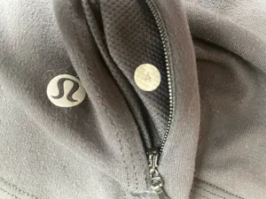 Lululemon Long Sleeve Top thumbnail 6