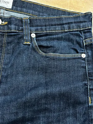 Hudson Women’s Size 31 Dark Wash Stretch Bootcut Jeans thumbnail 8