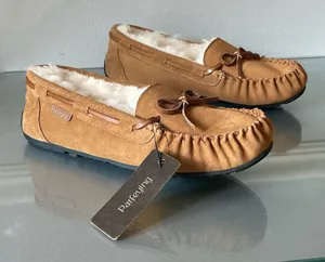 Parfeying Women’s Sheepskin Lined Suede Moccasin Slippers Tan UK 6 EU 39 US 8 thumbnail 1